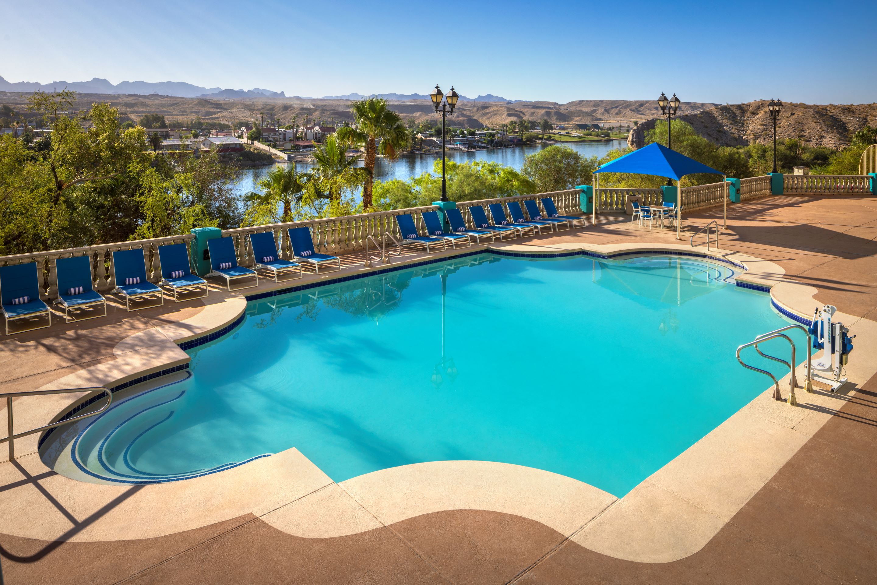 Harrah's Laughlin Beach Resort & Casino - Tap to explore photos