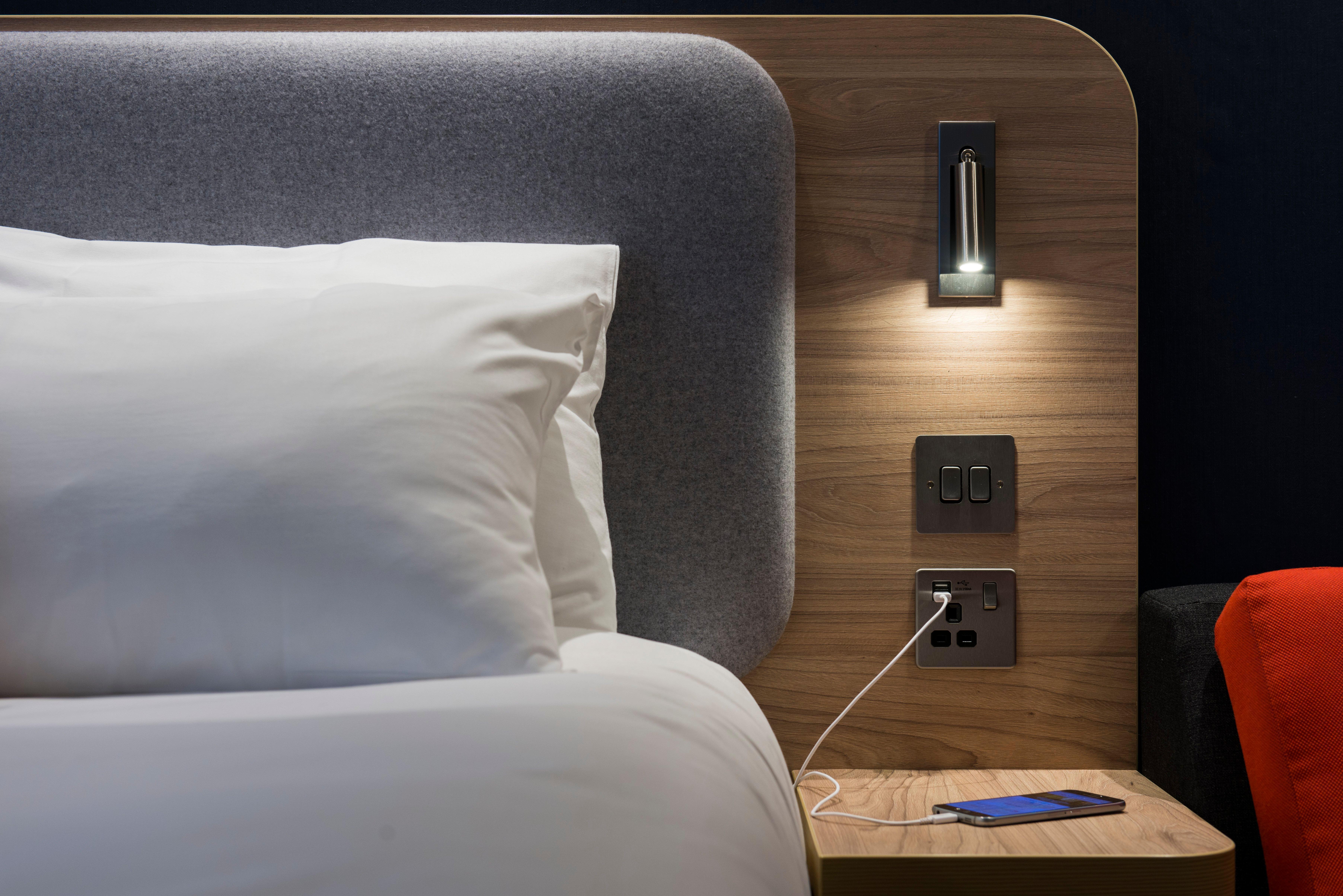 Holiday Inn Express Bristol - Filton - Tap to explore photos