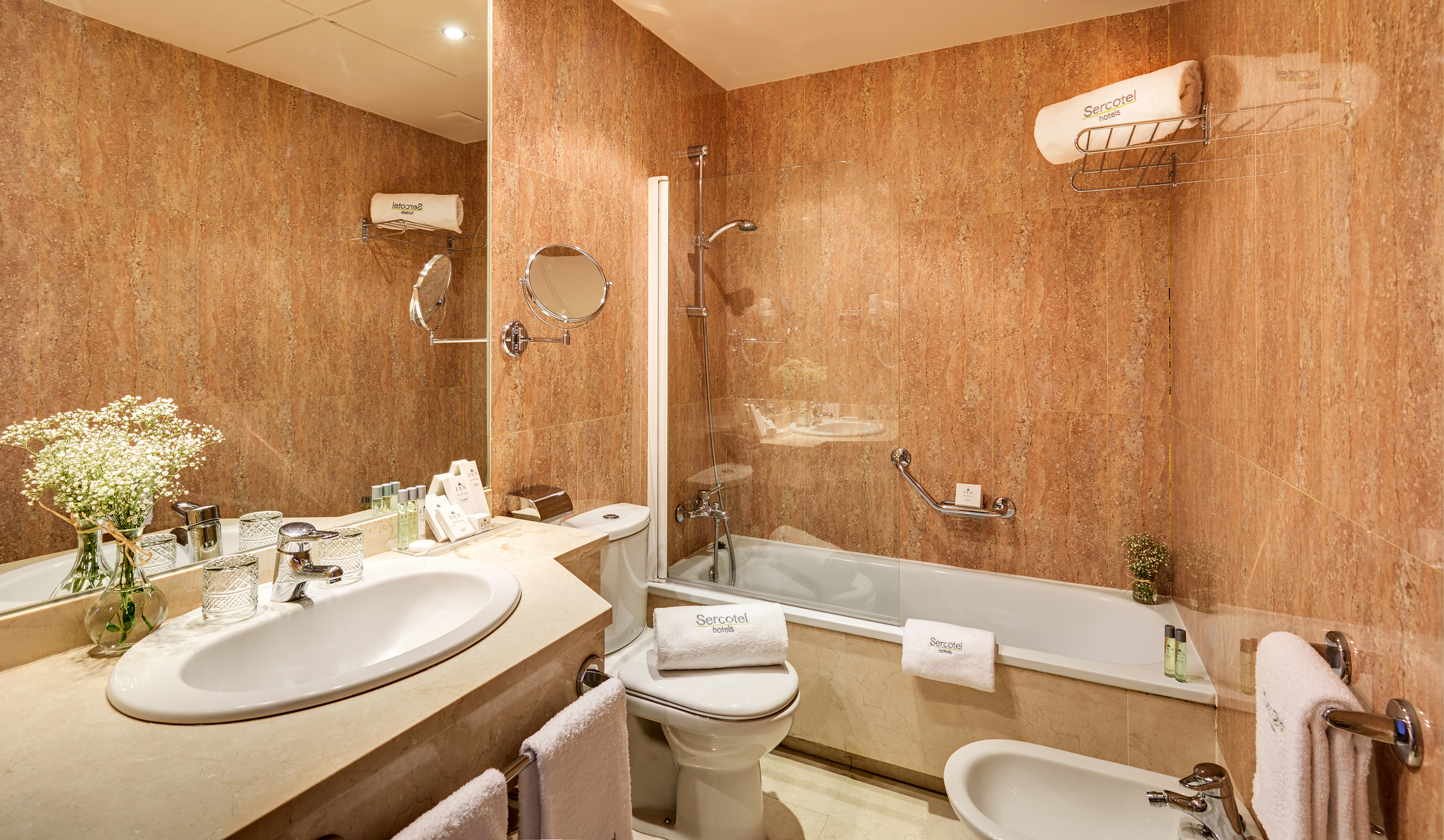 Hotel Sercotel Alcalá 611 - Tap to explore photos
