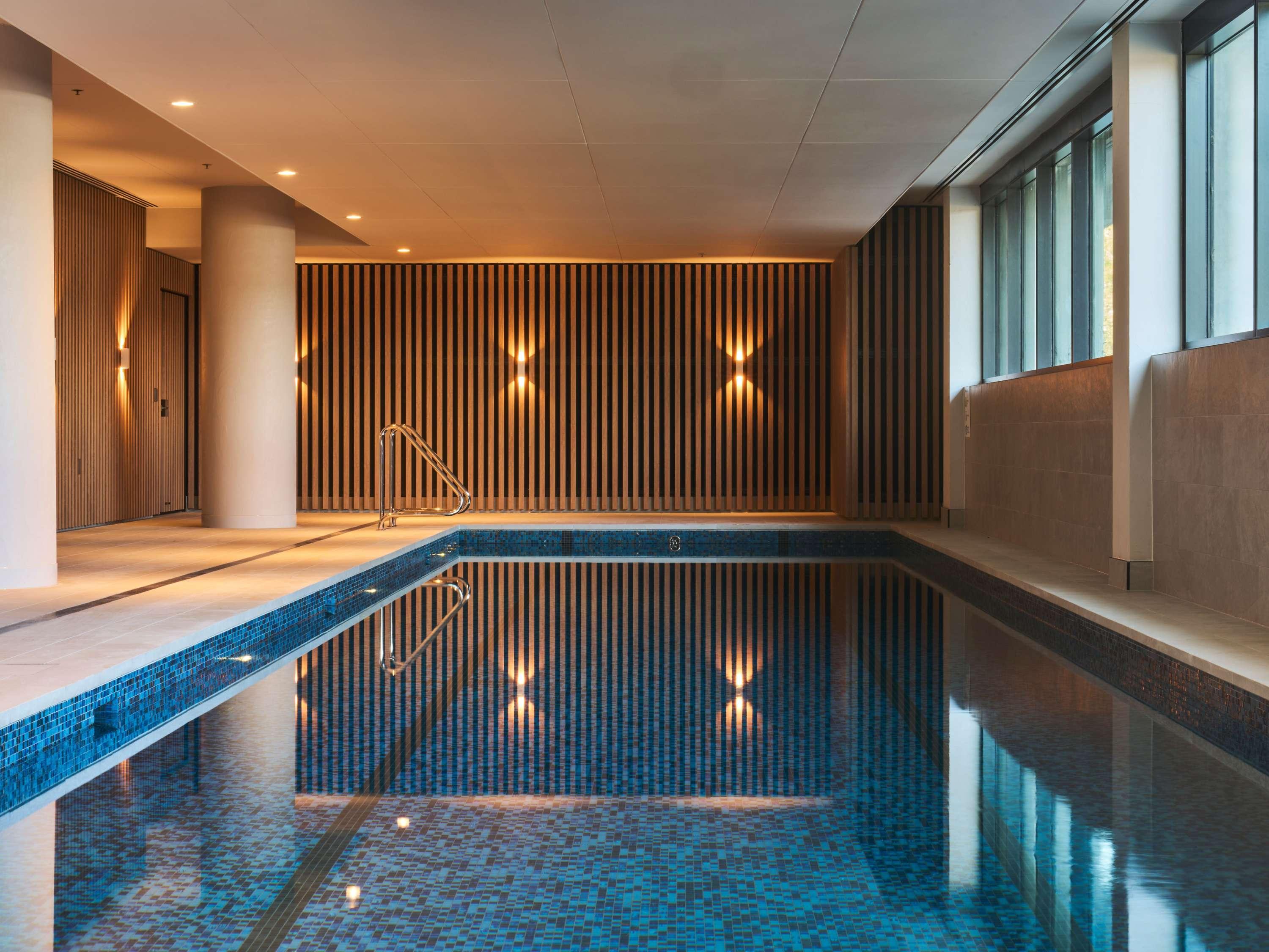 Novotel Melbourne Airport - Tap to explore photos