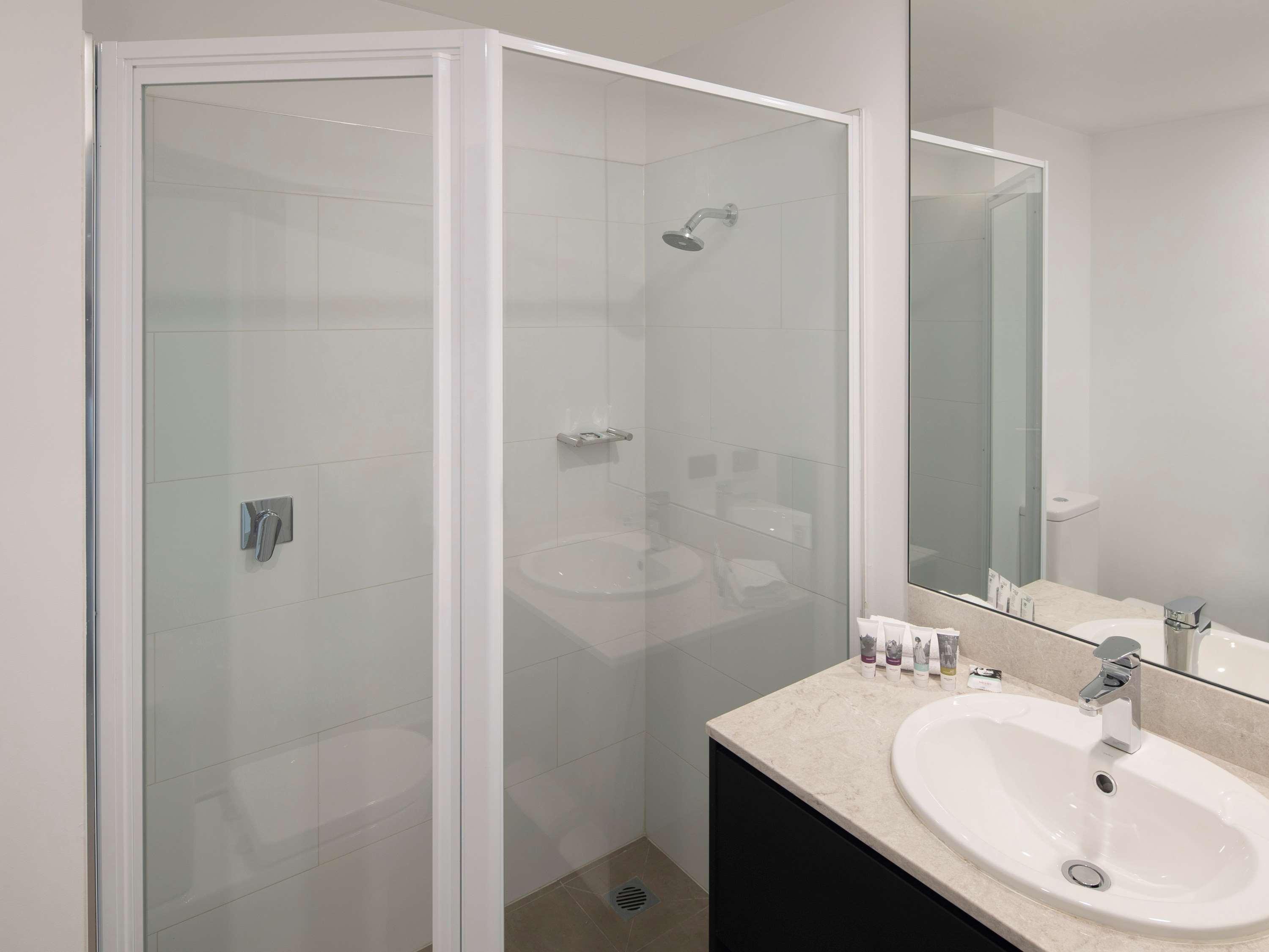 Mercure Sydney Macquarie Park - Tap to explore photos