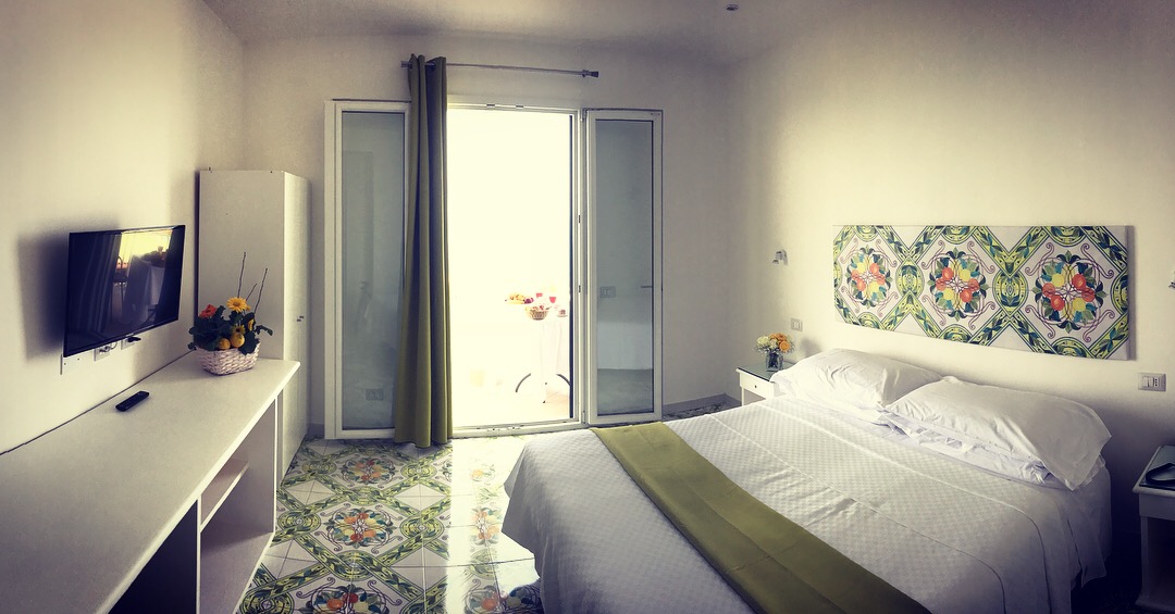 Hotel Villa Pina Antico Francischiello - Tap to explore photos