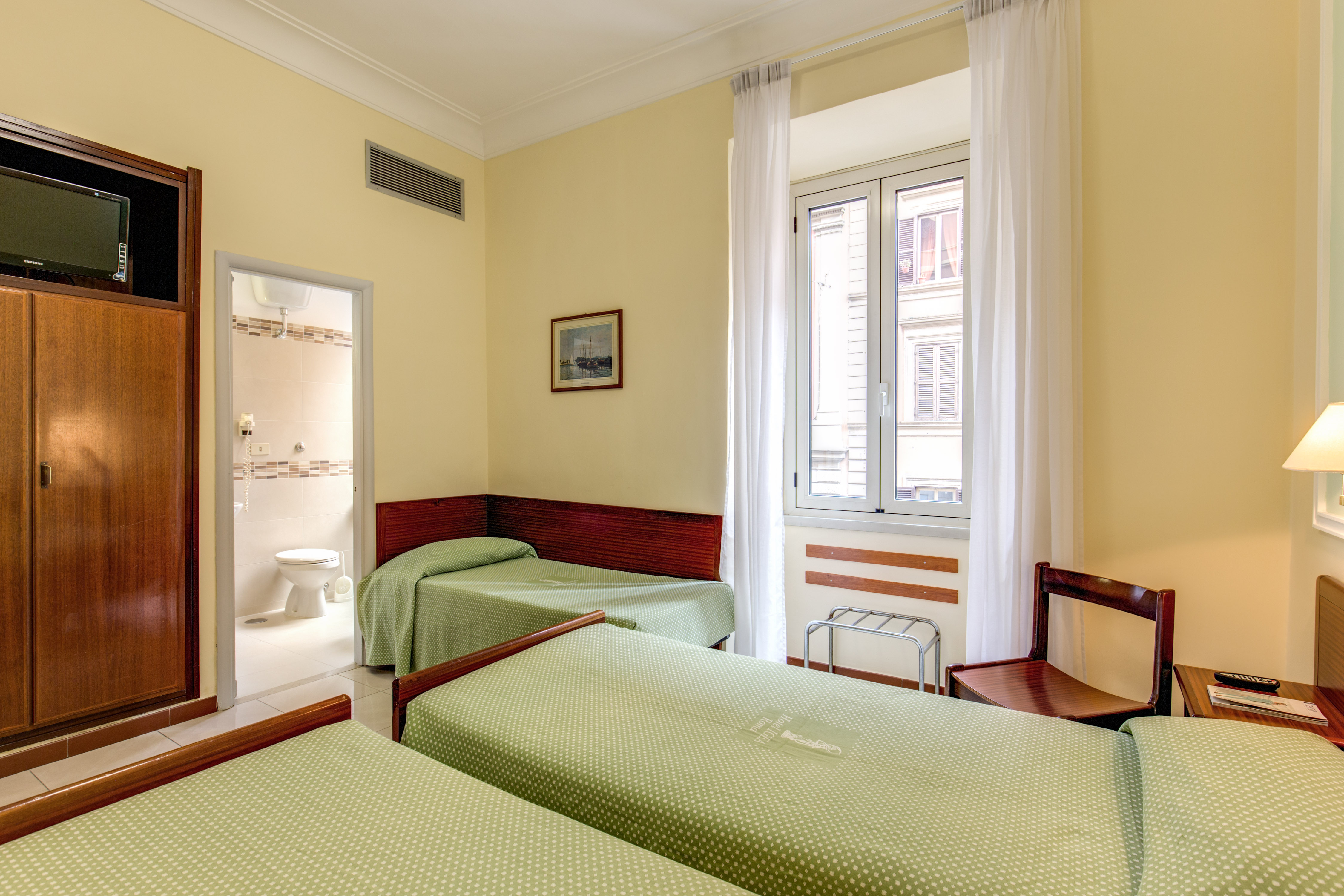 City Hotel, Senigallia | HotelsCombined, image size:4500x3000