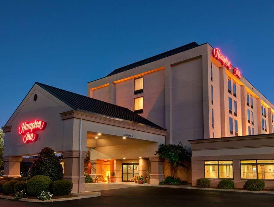Hampton Inn Newport News-Yorktown - Tap to explore photos