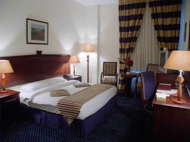 Al Fanar Palace Hotel