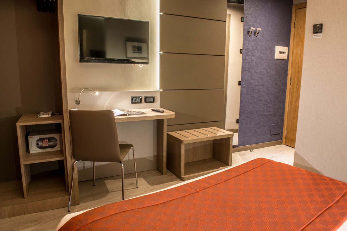 Cardano Hotel Malpensa 𝗕𝗢𝗢𝗞 Varese Hotel 𝘄𝗶𝘁𝗵 𝗙𝗥𝗘𝗘  𝗖𝗮𝗻𝗰𝗲𝗹𝗹𝗮𝘁𝗶𝗼𝗻