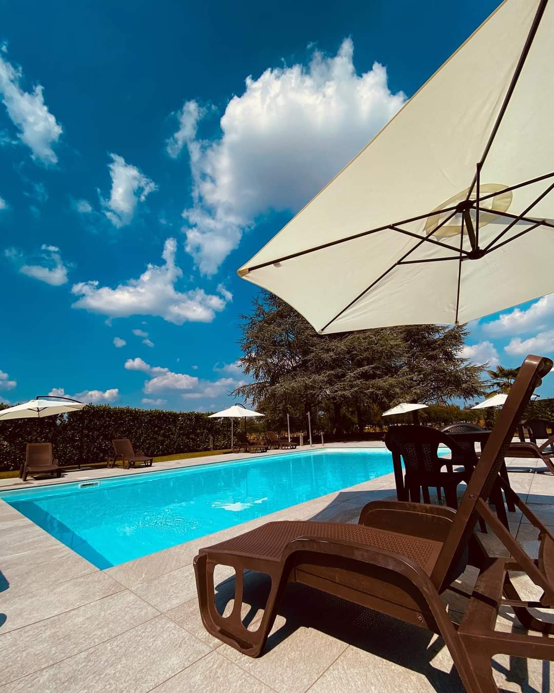 Hotel Villa Malpensa - Tap to explore photos