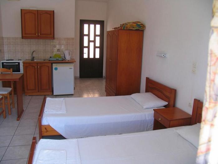 Hotel Kostas Apartments