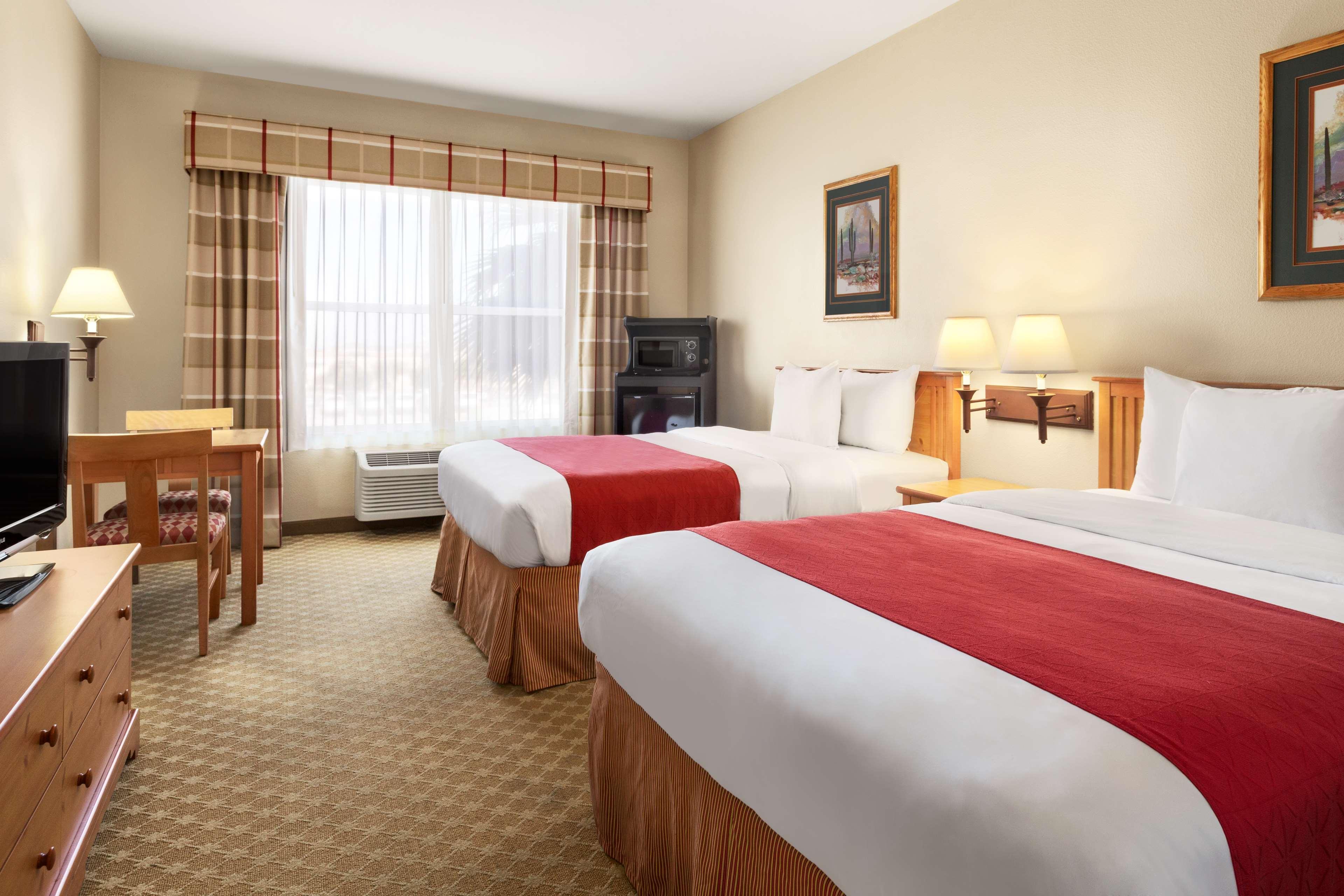 Country Inn & Suites by Radisson, Tucson Airport, AZ - Tap to explore photos