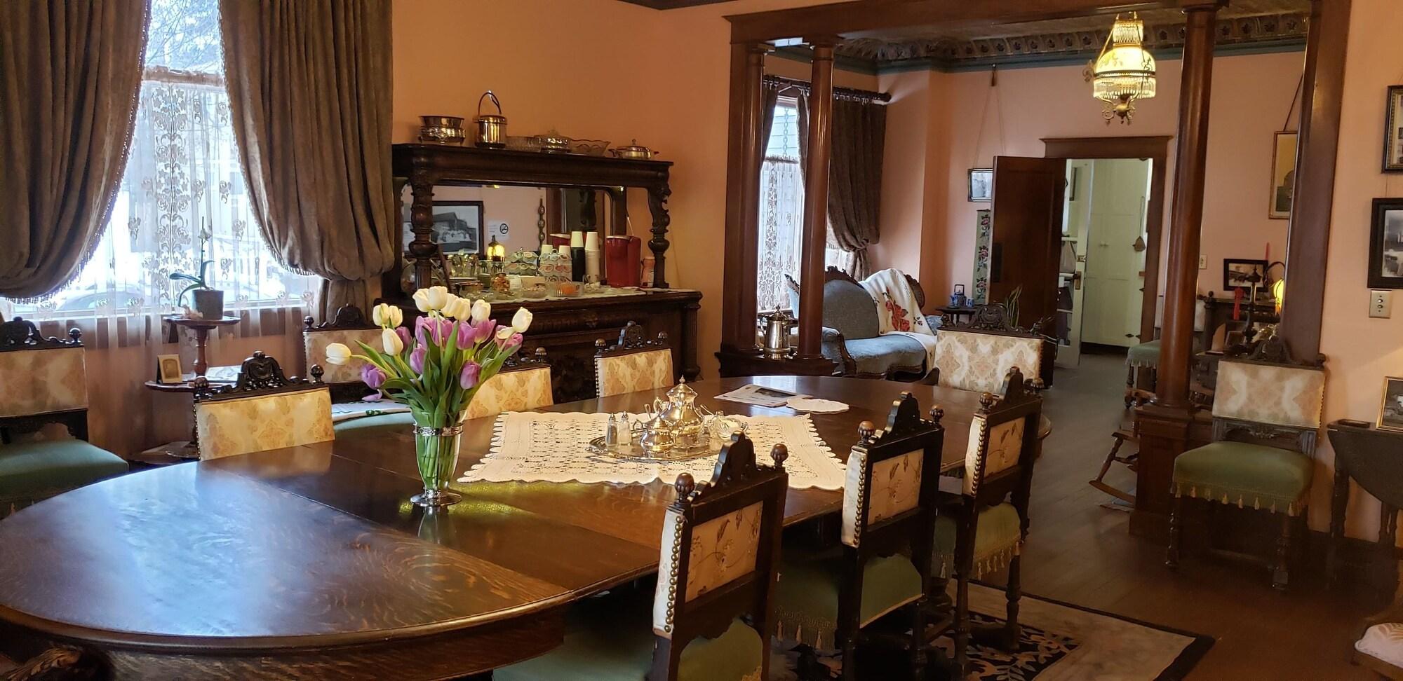 Alaska Heritage House Bed And Breakfast