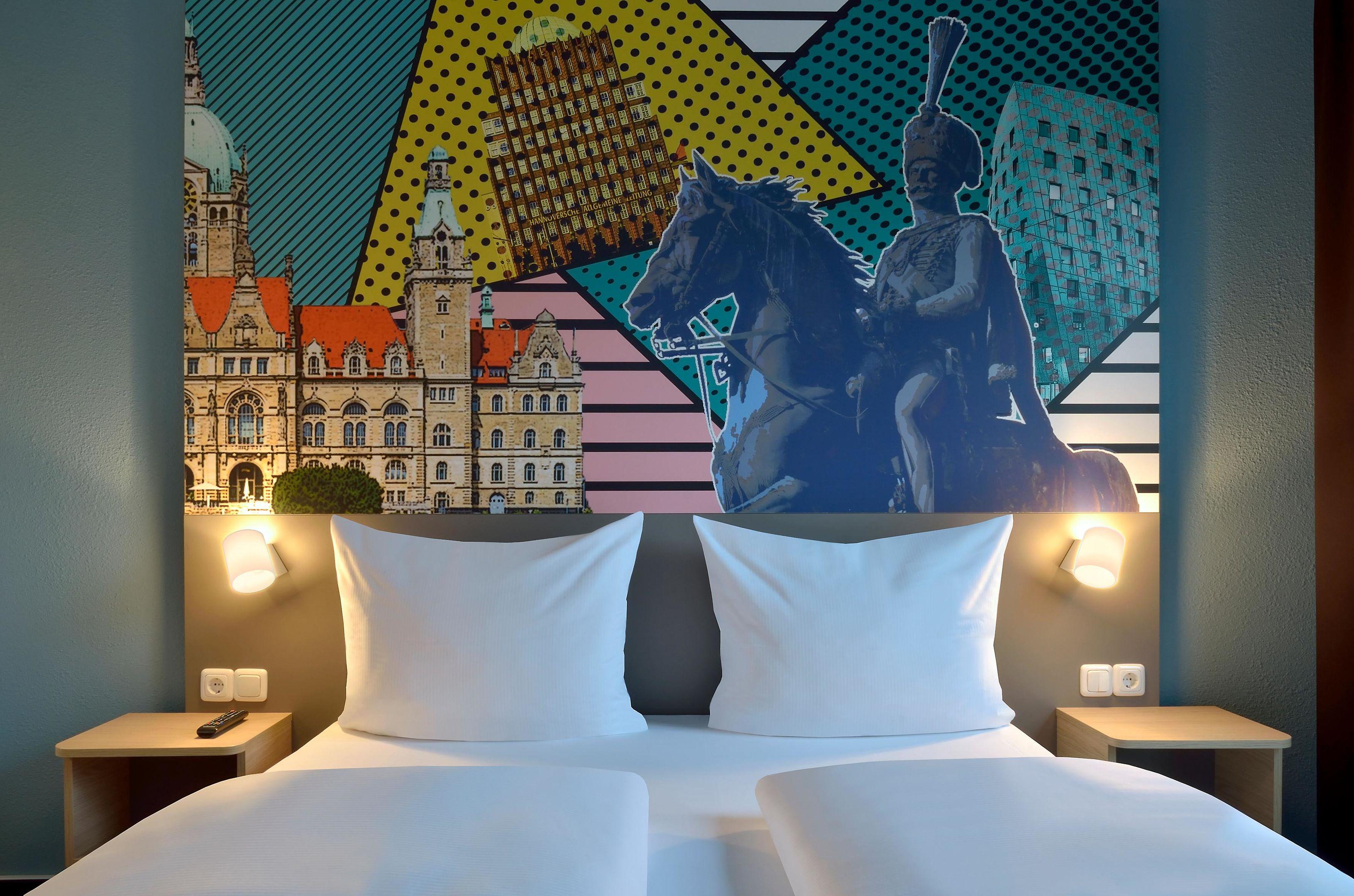 B&B Hotel Hannover-Lahe - Tap to explore photos