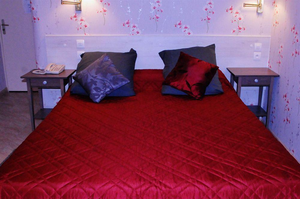 Hotel Les Chansonniers