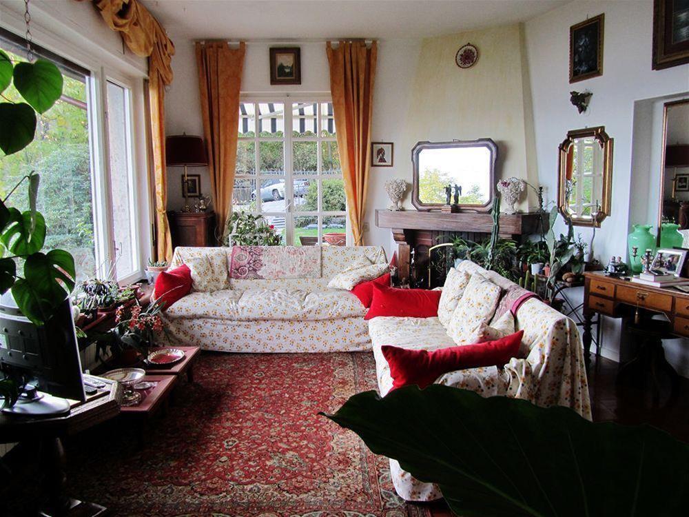 image url