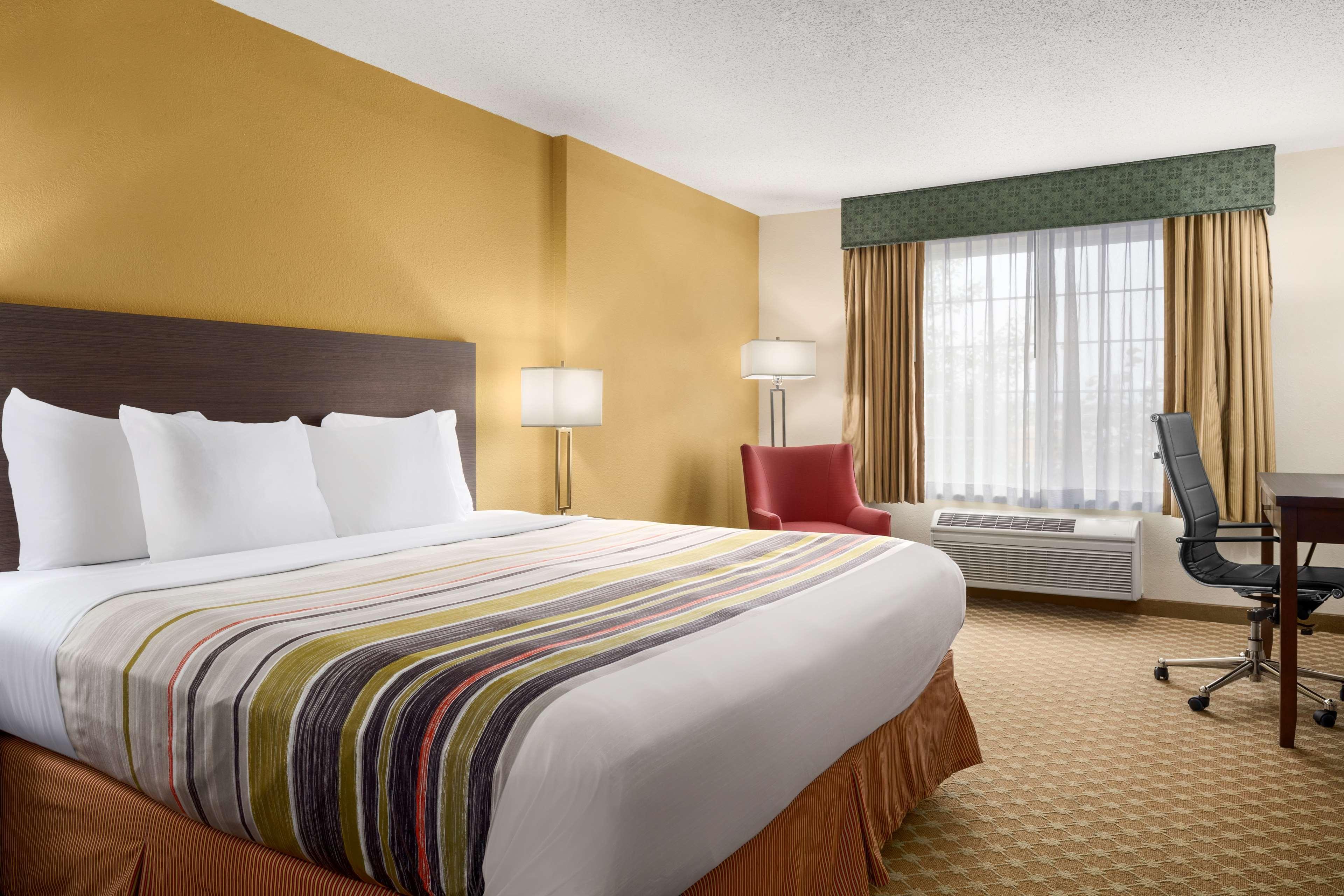 Country Inn & Suites by Radisson, Manteno, IL - Tap to explore photos