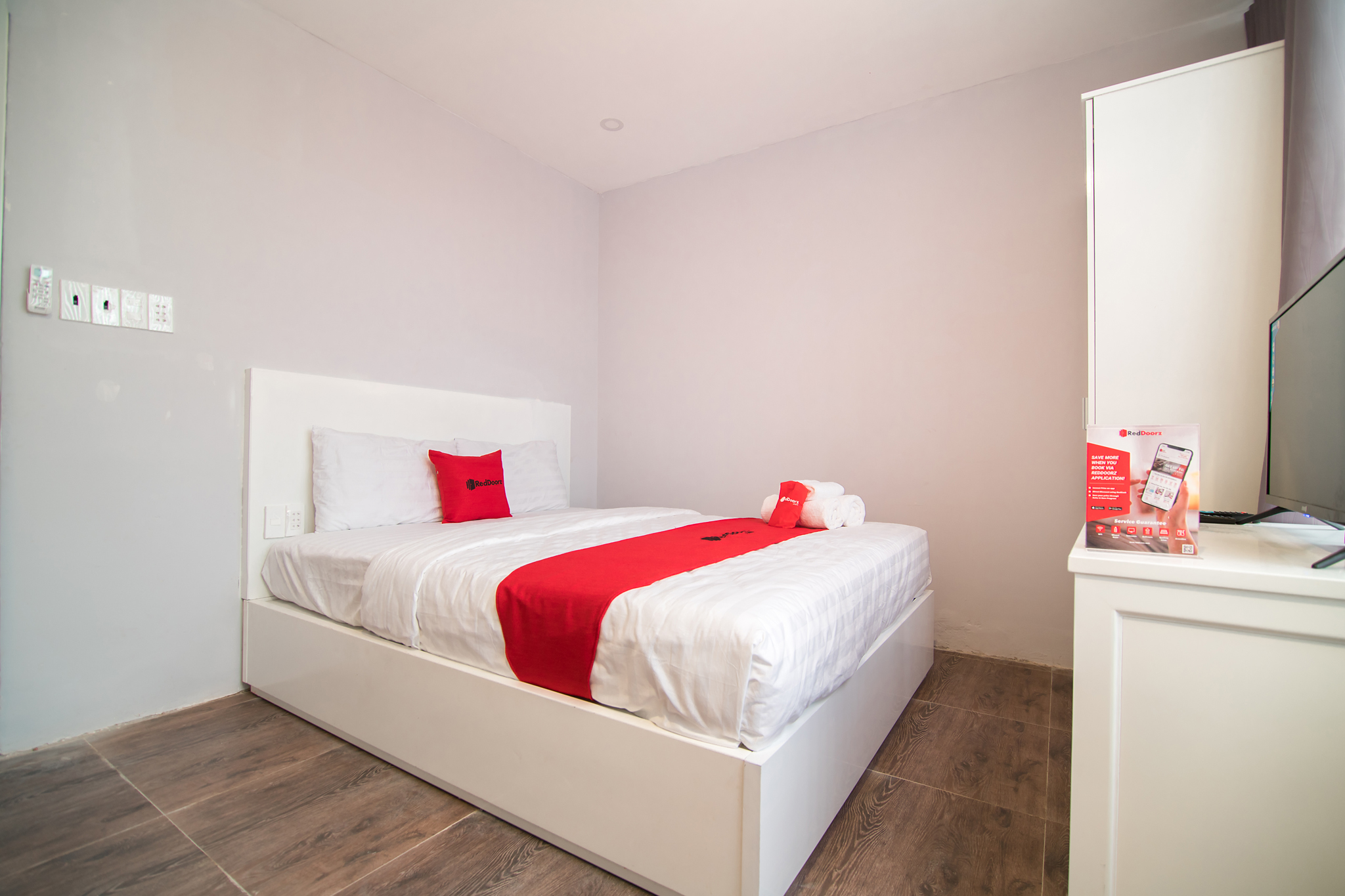 REDDOORZ NEAR TAN DINH MARKET 2 16