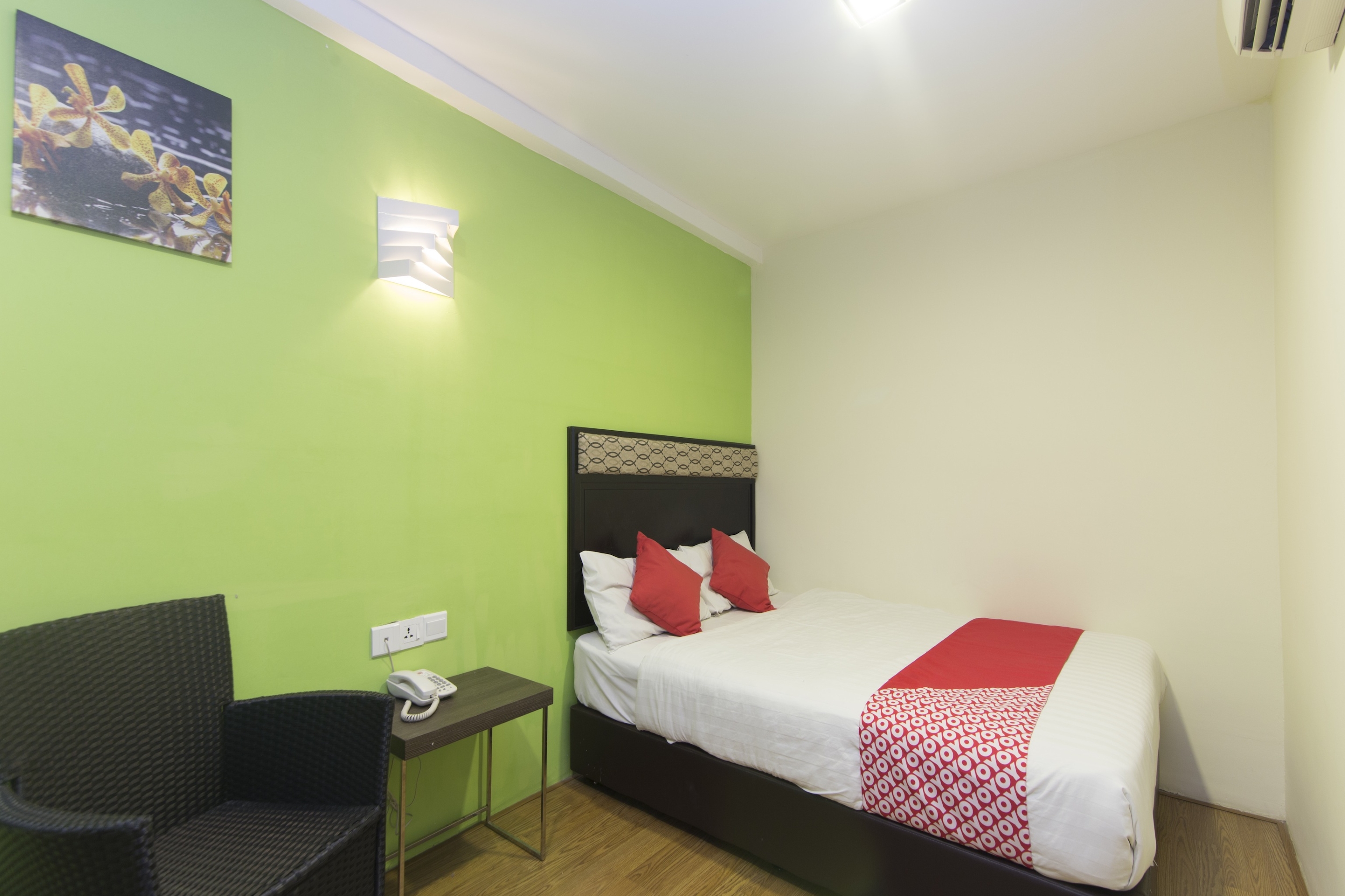 Fine Hotel