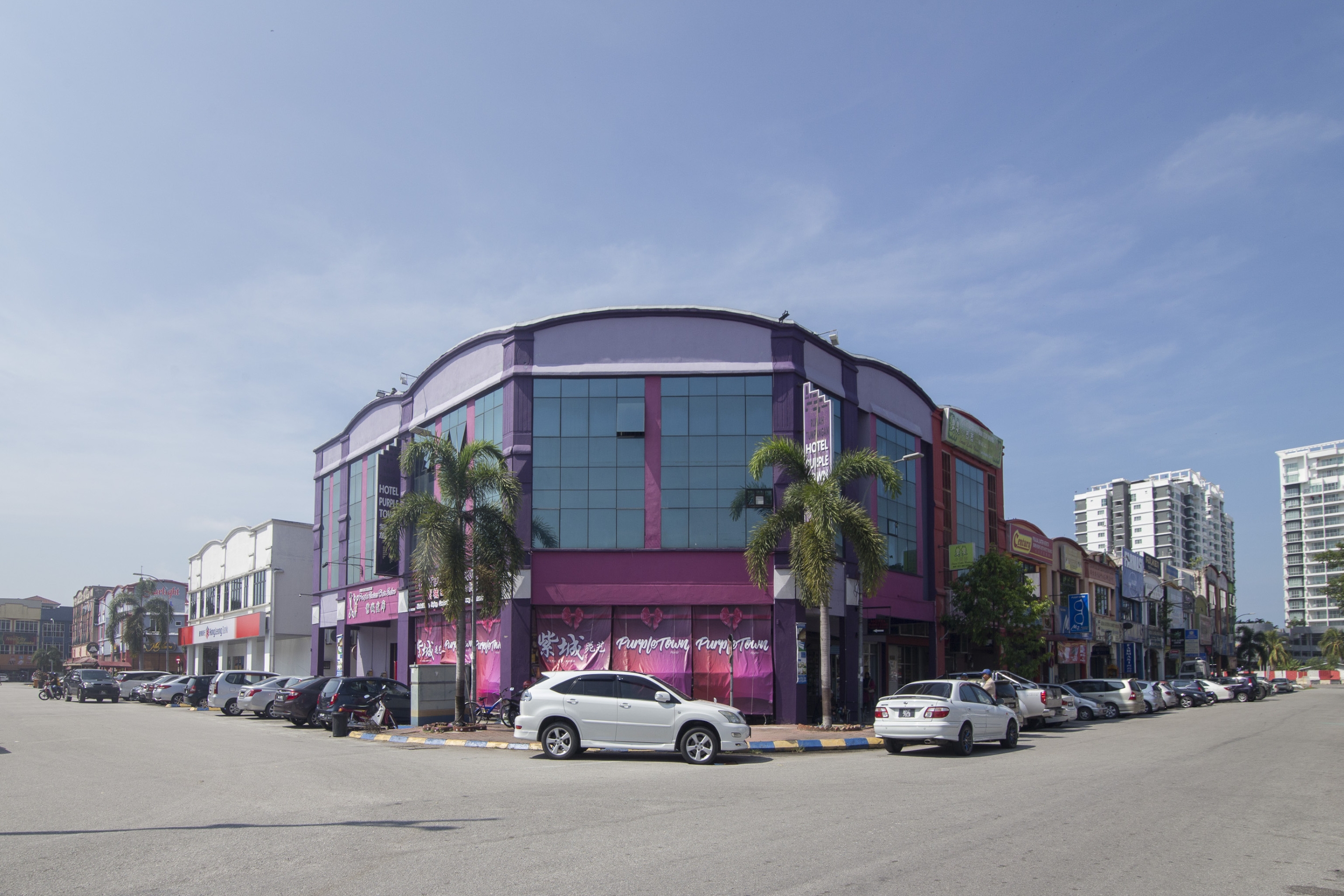 OYO 880 Hotel Purple Town - Tap to explore photos
