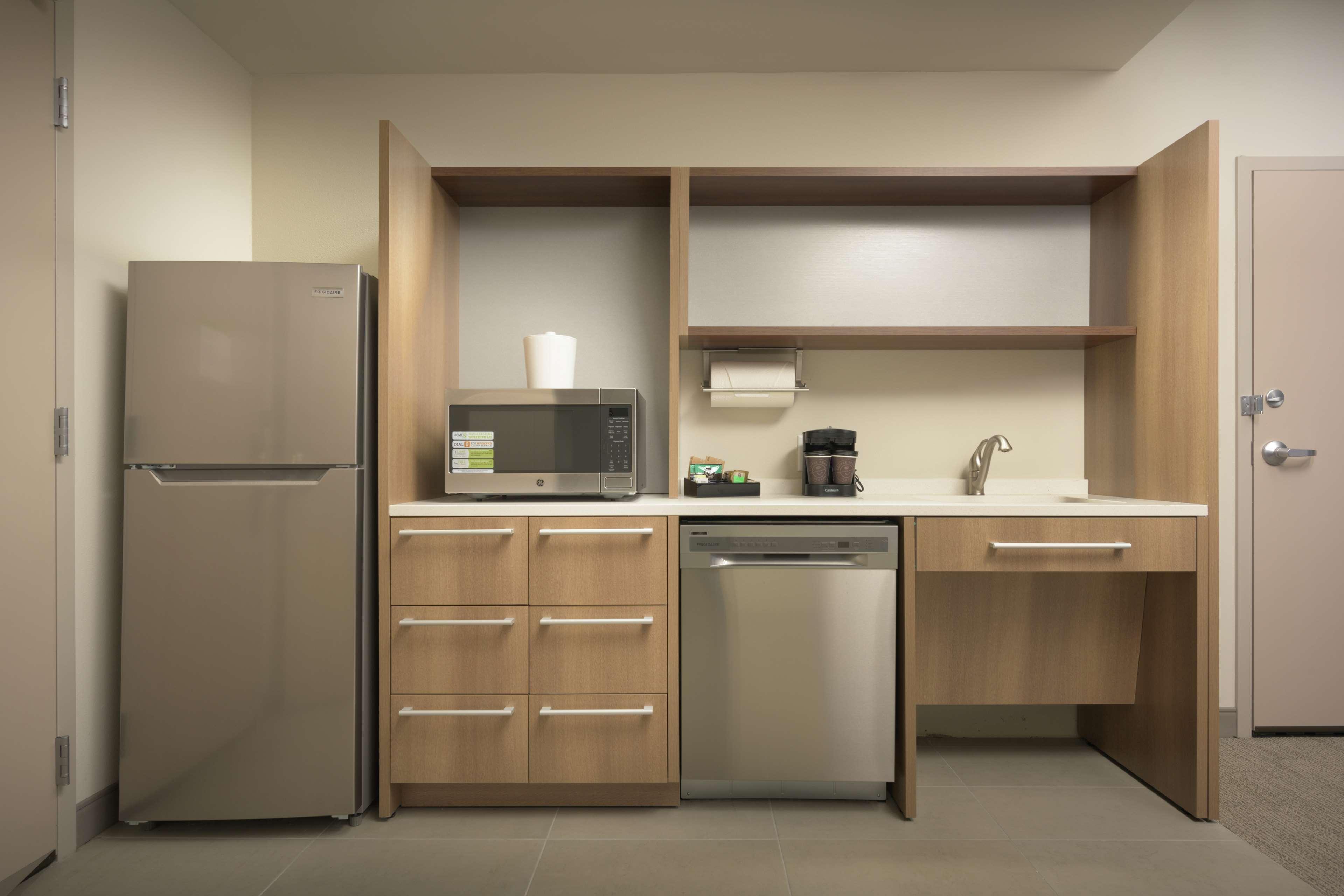 Home2 Suites by Hilton Atlanta NW/Kennesaw - Tap to explore photos