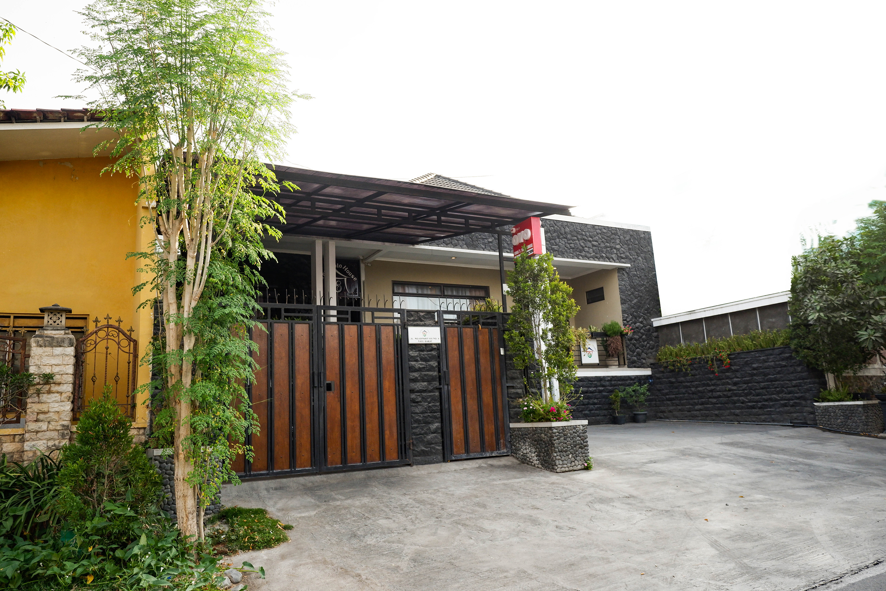 image url