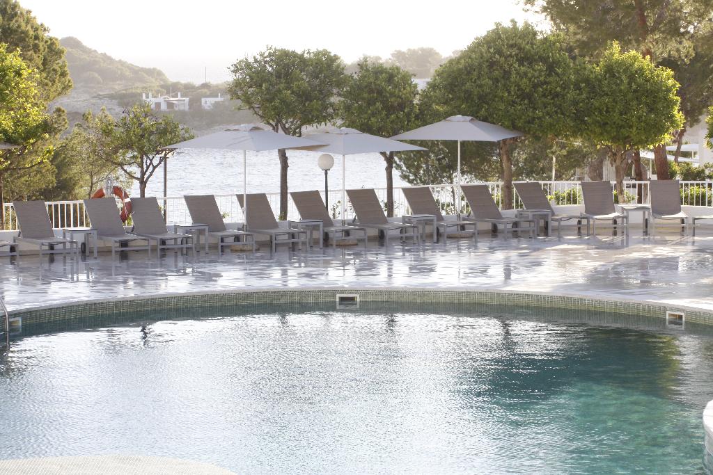 Bg Hotel Portinatx Beach Club 