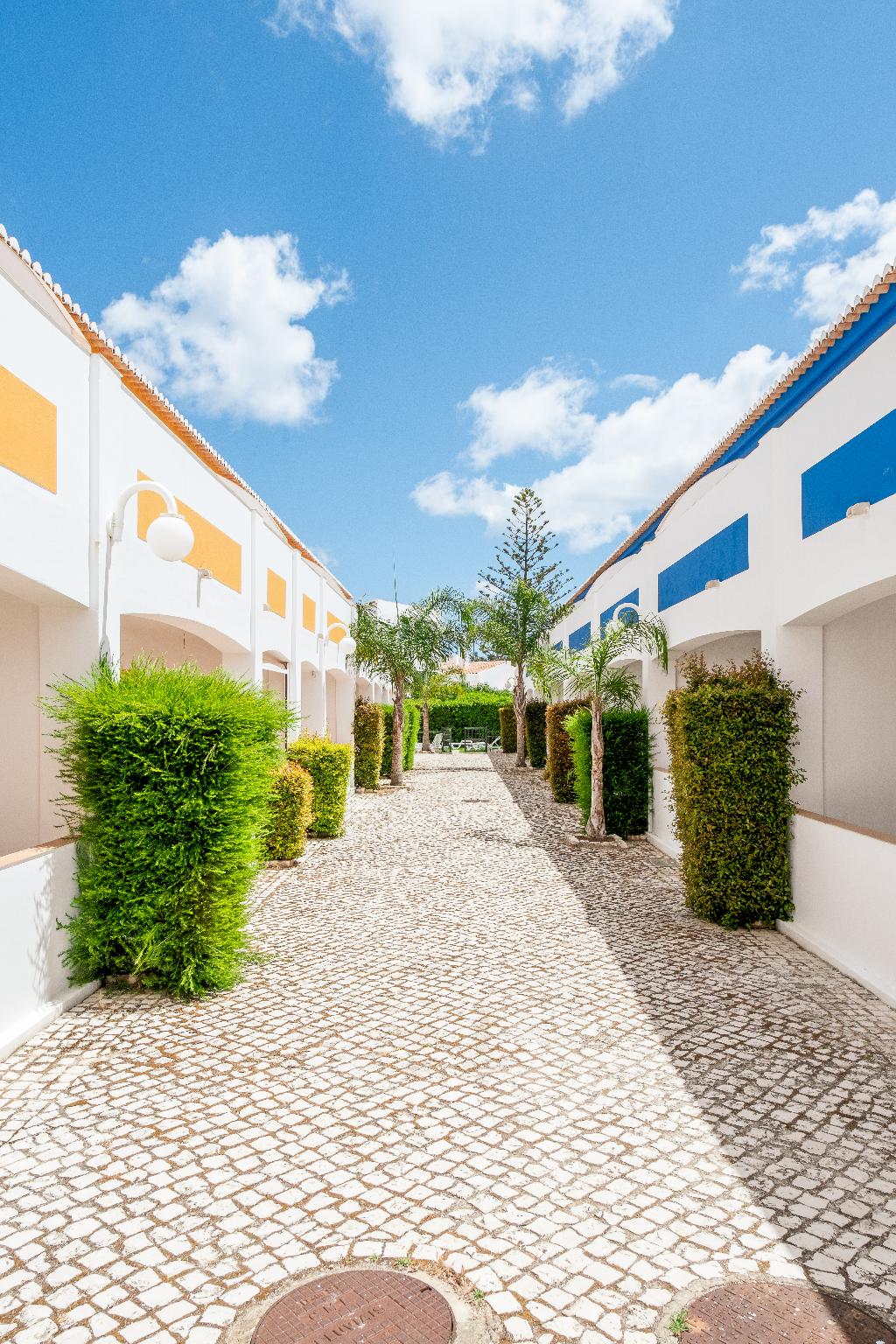 Oasis Beach Apartments