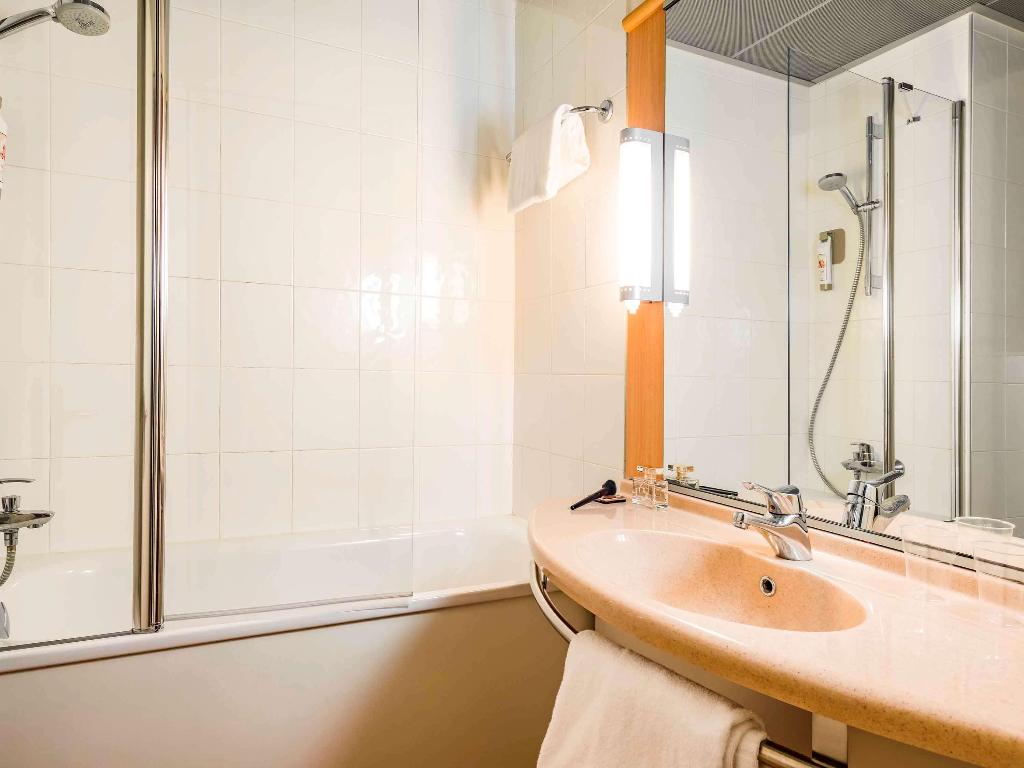 Ibis Milano Ca Granda Ibis Milano Ca Granda