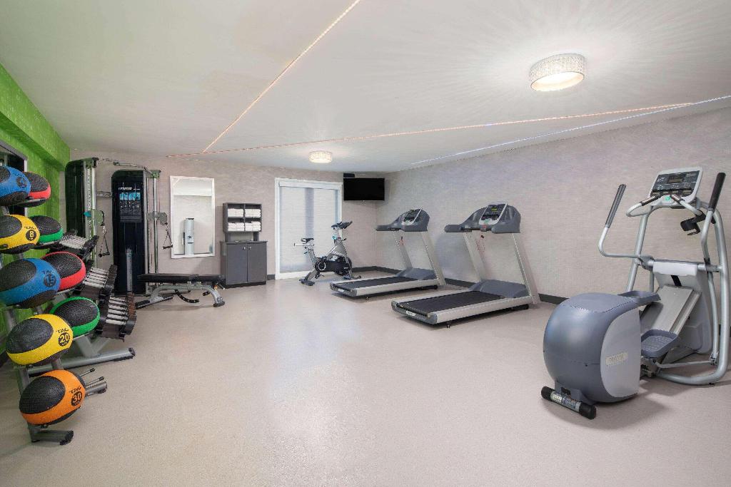 La Quinta Inn & Suites Atlanta Airport 