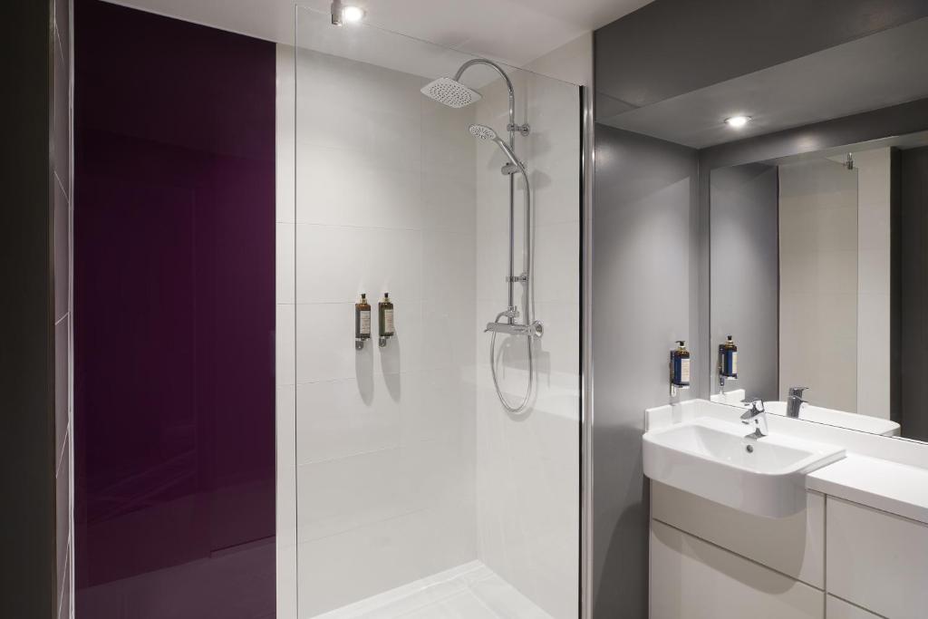 Premier Travel Inn Glasgow City Centre George Sq 