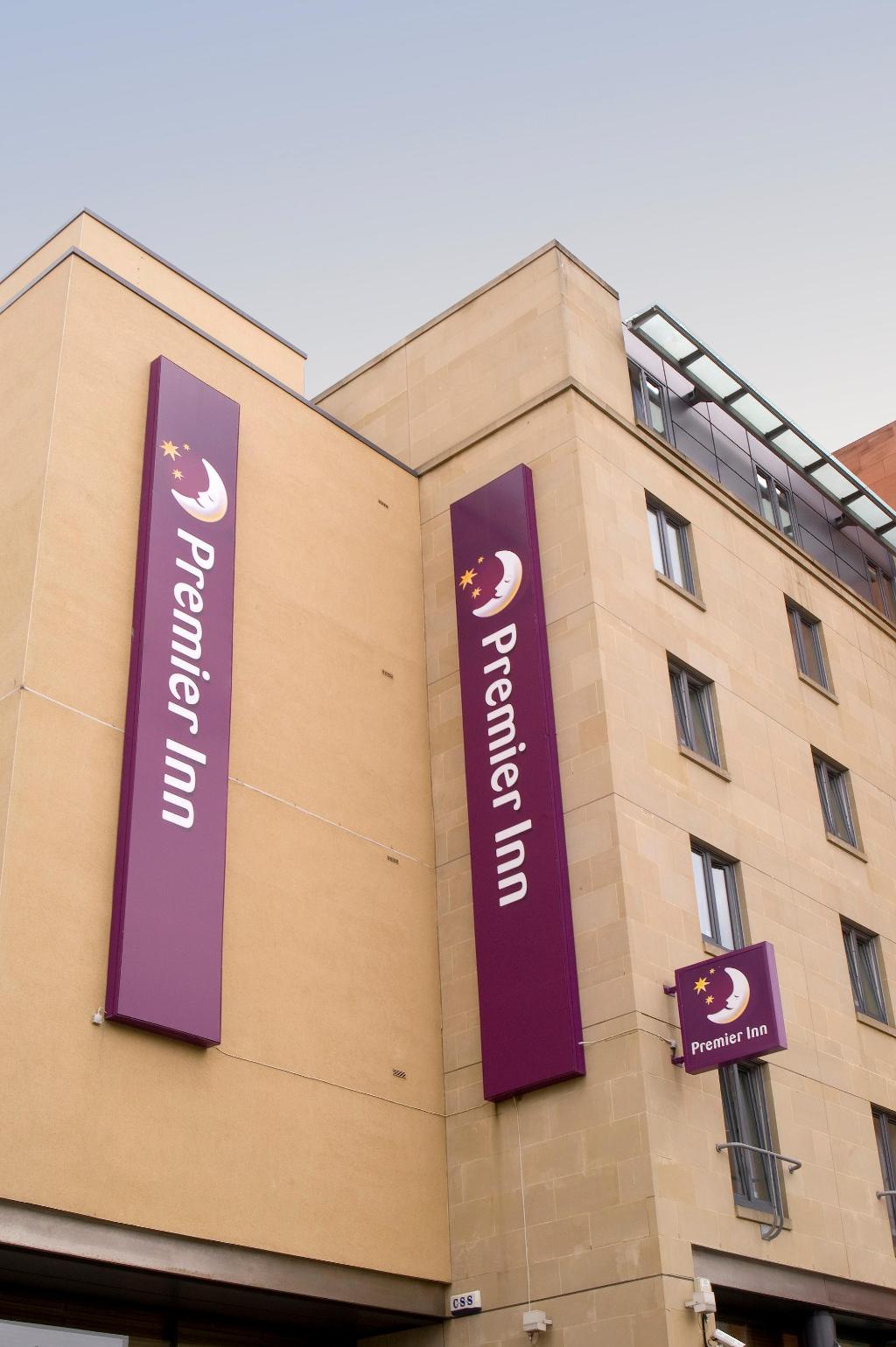 Premier Inn Edinburgh Central Lauriston Place 