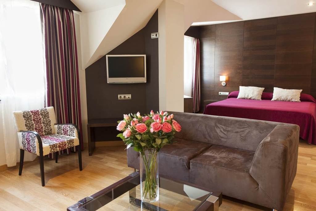 Fc Hotelux Villalba 