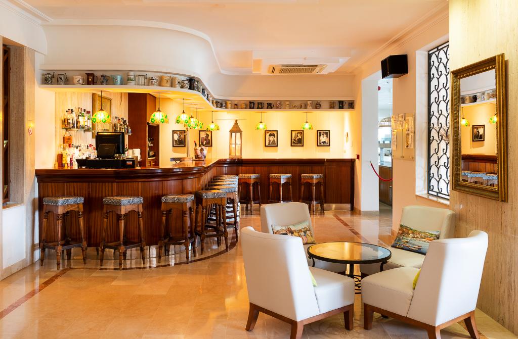 Hotel Y Apartamentos Casablanca 