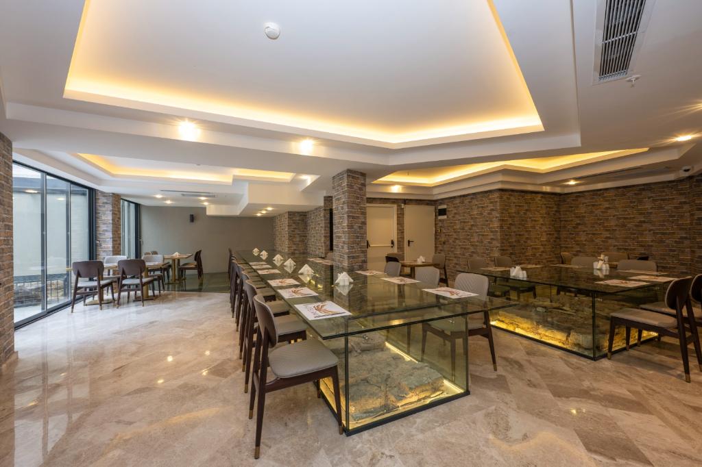 Hotel Ravi