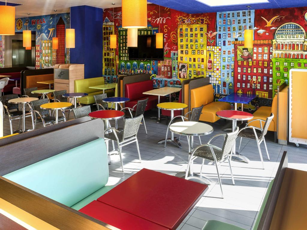 Ibis Budget Lyon Centre - Gare Part-Dieu Ibis Budget Lyon Centre - Gare Part-Dieu