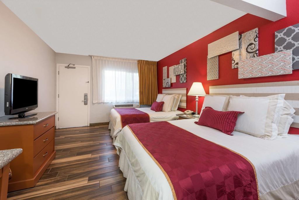 Ramada Limited Seaworld 