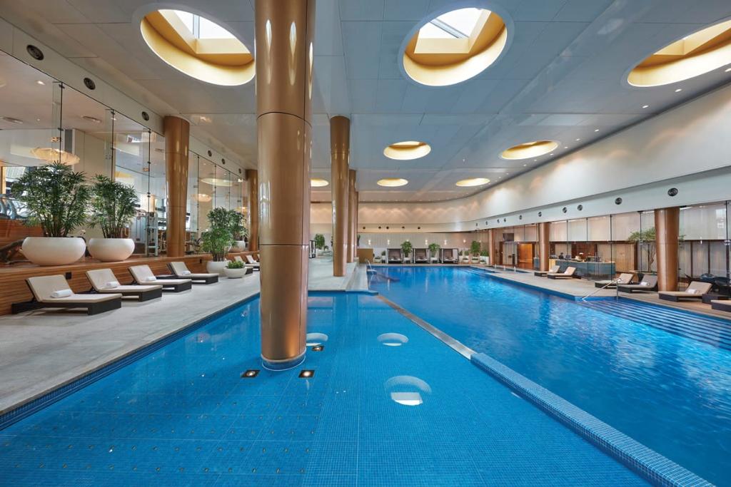 Crown Towers 