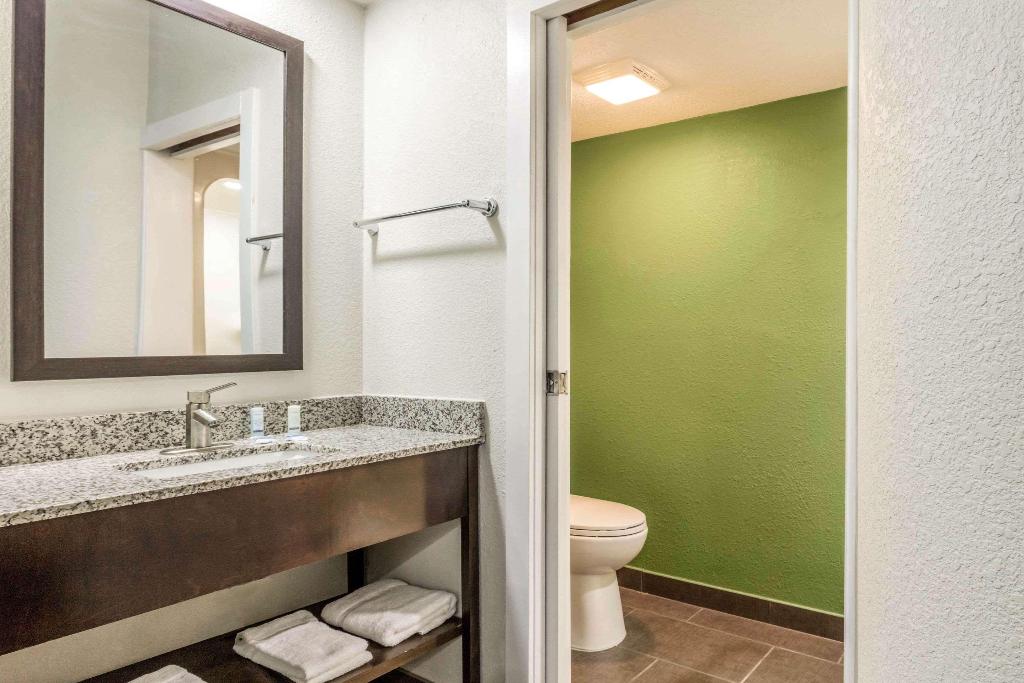 Travelodge By Wyndham Flowood 
