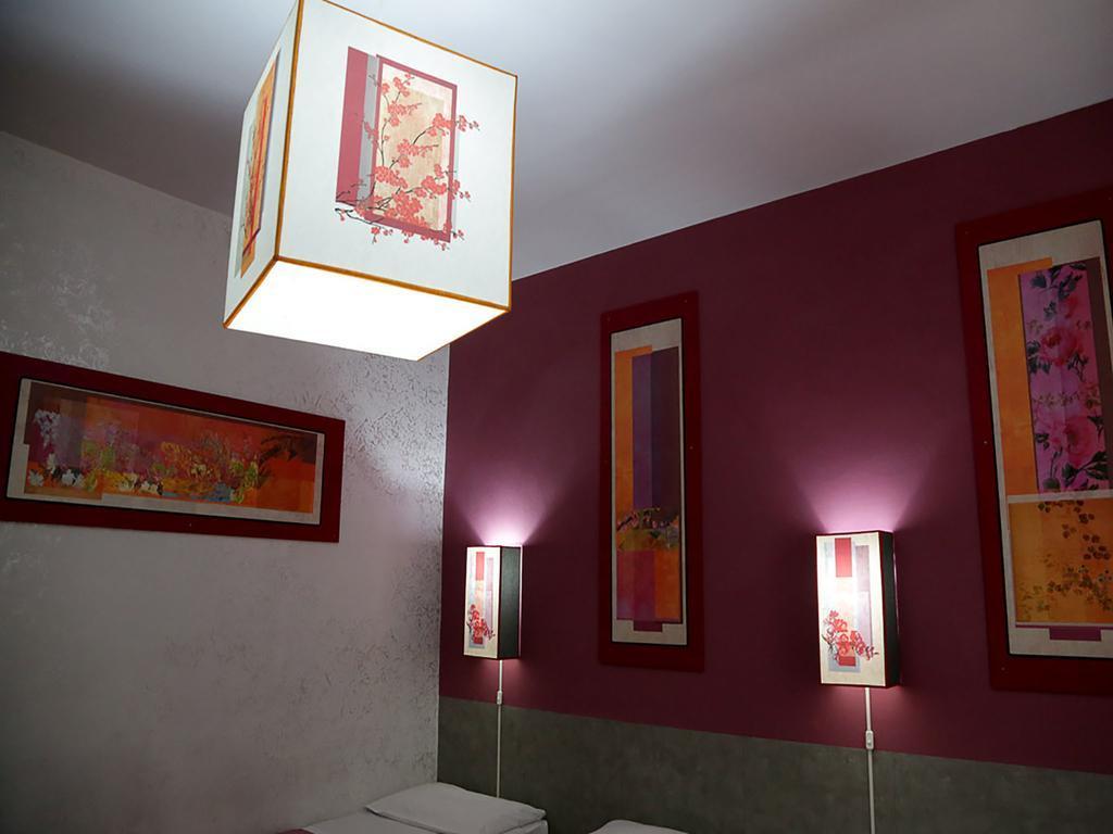 Roma Room 