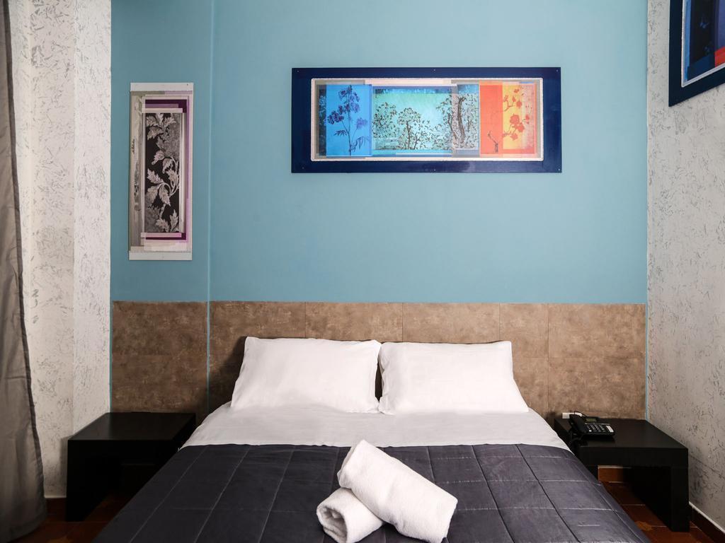 Roma Room 