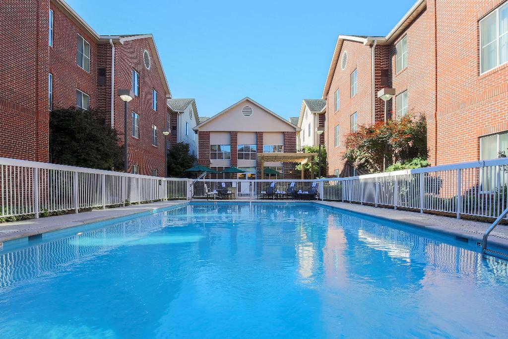 Homewood Suites By Hilton Nashville-Airport 