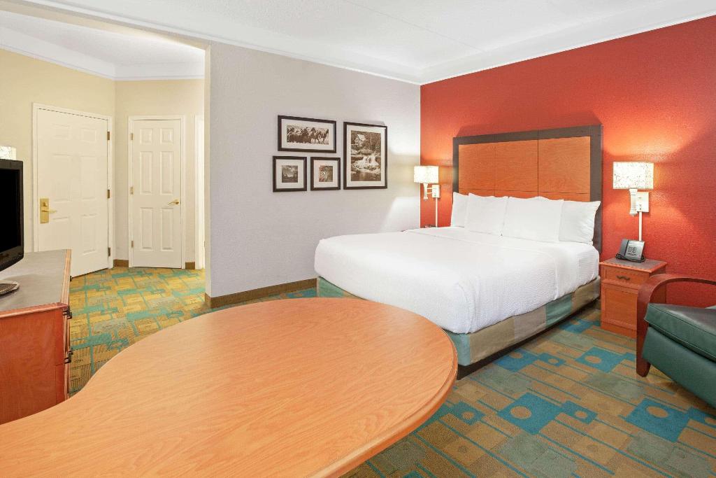 La Quinta Inn & Suites By Wyndham Houston Galleria Area La Quinta Inn & Suites By Wyndham Houston Galleria Area