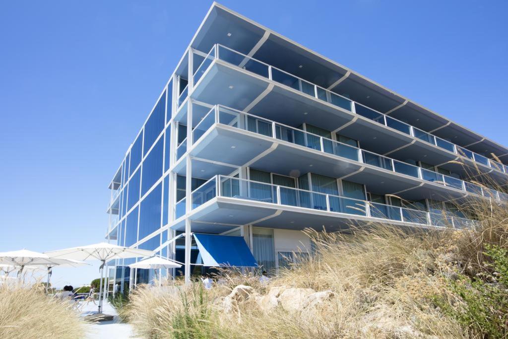 The Oitavos The Oitavos