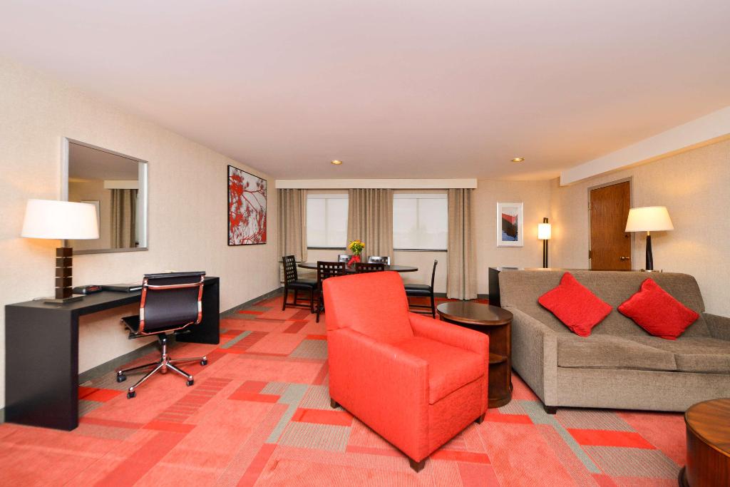 Radisson Hotel Madison 