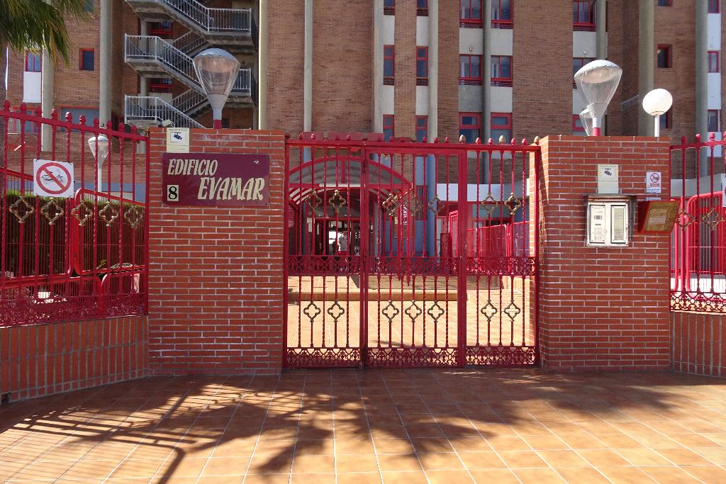 Evamar Apartments 