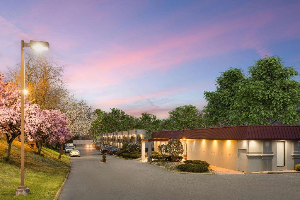 Inn At Pottstown Inn At Pottstown