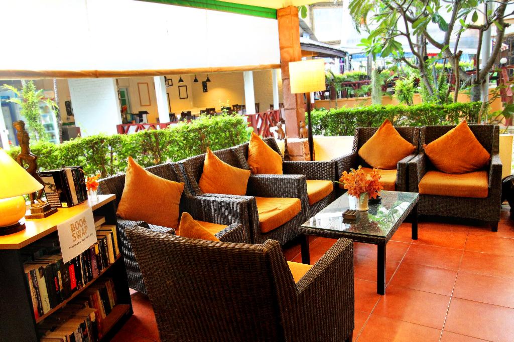 Eden Bungalow Resort 
