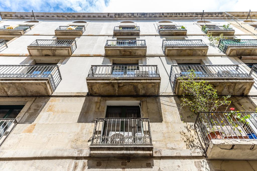 Sun & Moon Hostel 