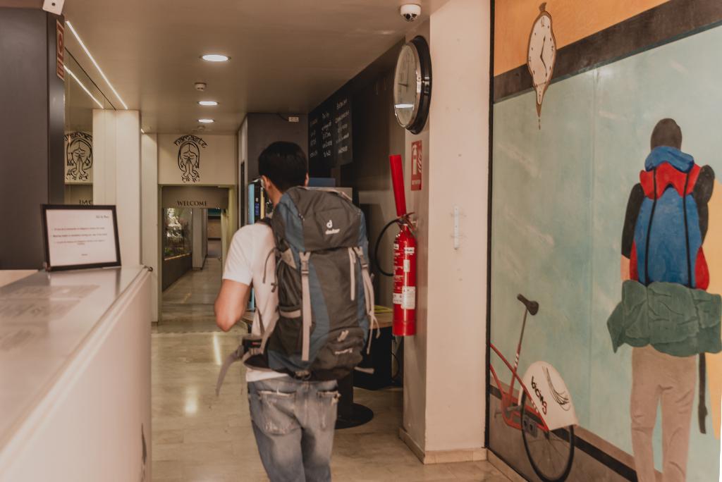 Sun & Moon Hostel 