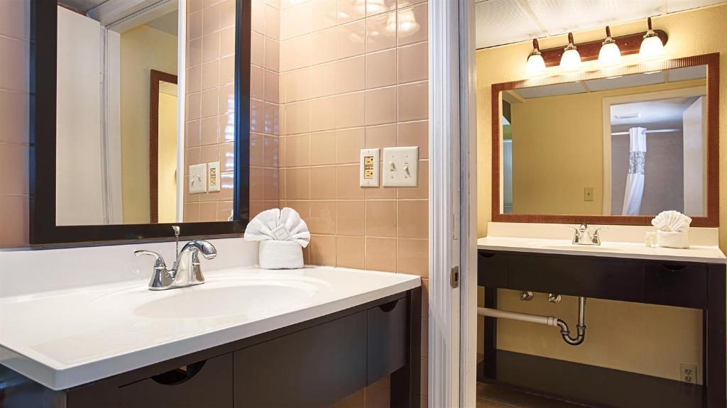 Best Western Hibiscus Motel 