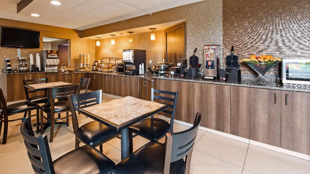 Best Western The Inn At Buffalo Airport 