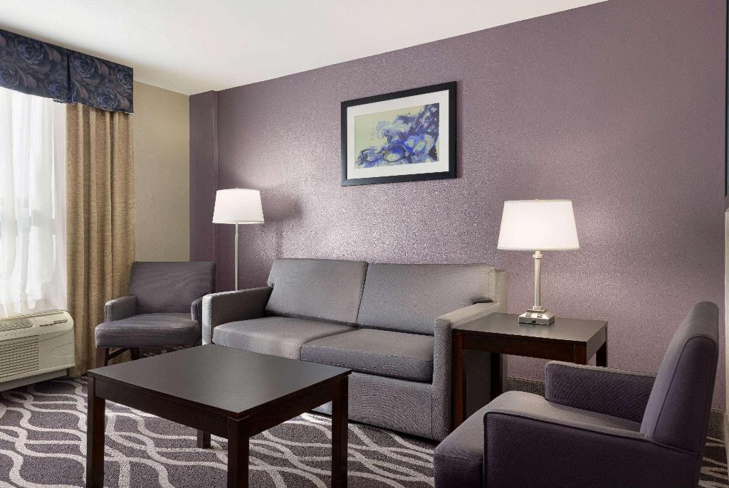 Iban Dallas Park Central Hotel, Trademark By Wyndham 